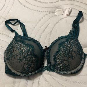 Victoria’s Secret bra